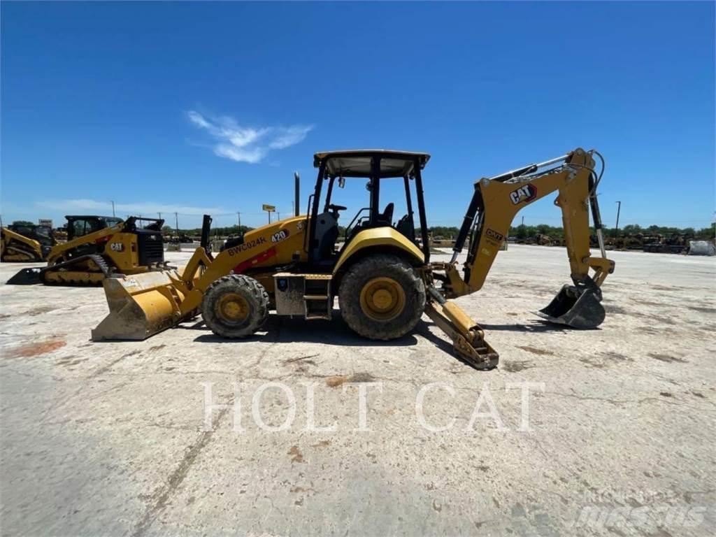 CAT 420 4SX 反铲装载机