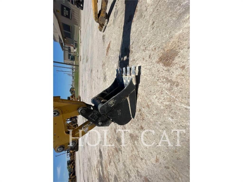 CAT 420 4SX 反铲装载机