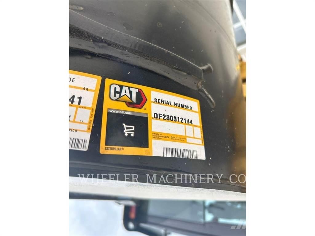 CAT 420 CF 反铲装载机