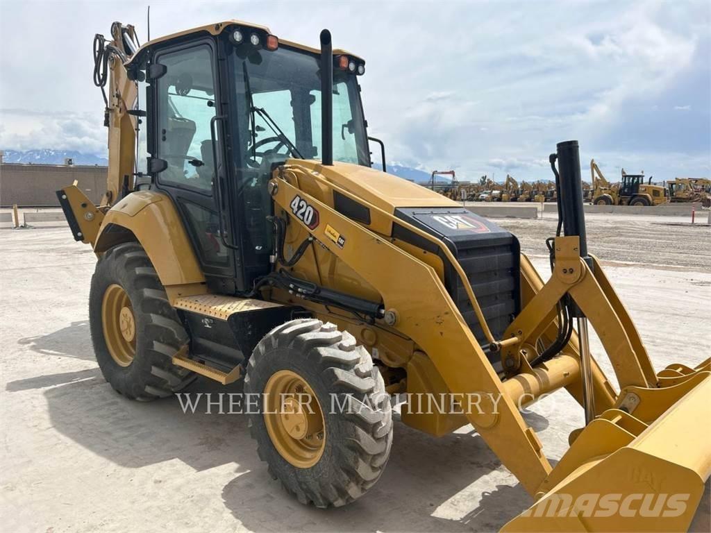 CAT 420 CF 反铲装载机