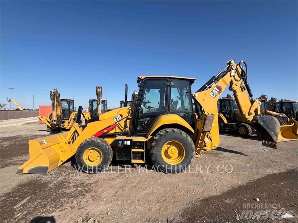 CAT 420 CF 反铲装载机