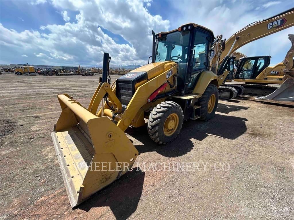 CAT 420 CF 反铲装载机