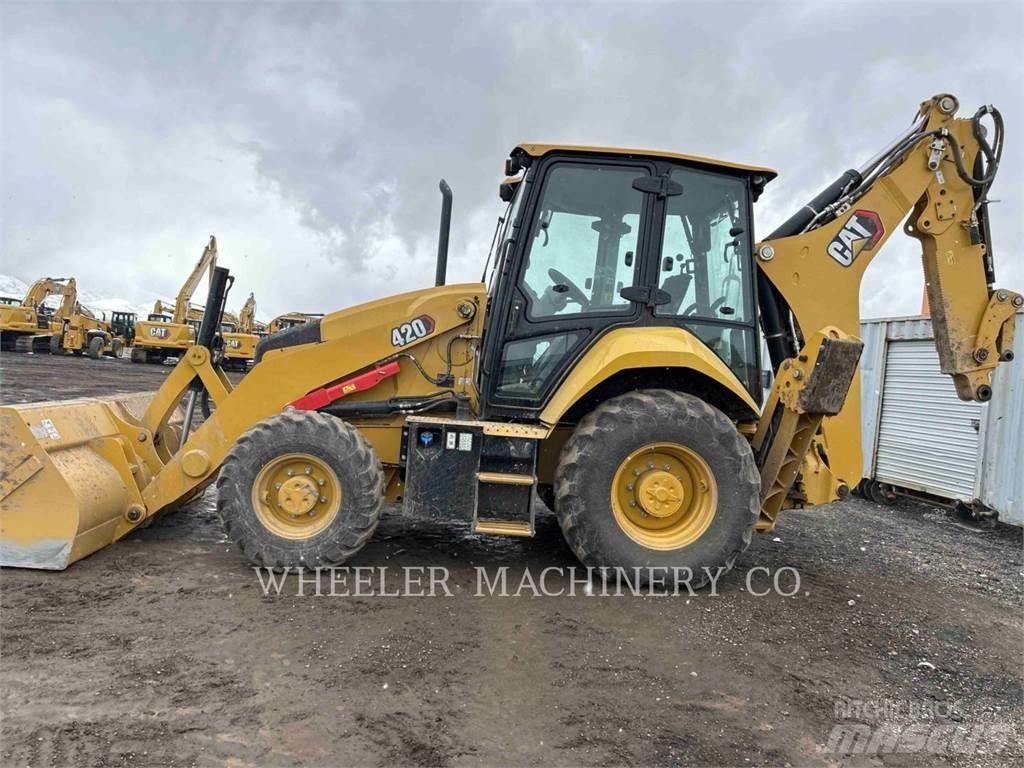 CAT 420 CF 反铲装载机