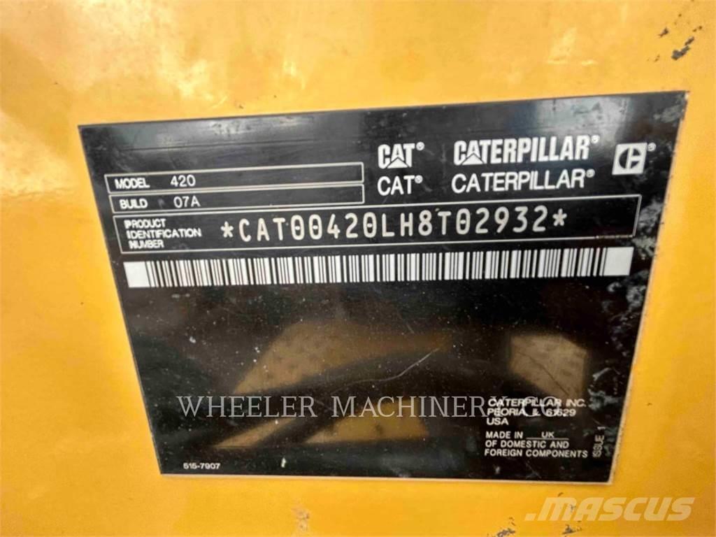 CAT 420 CF 反铲装载机