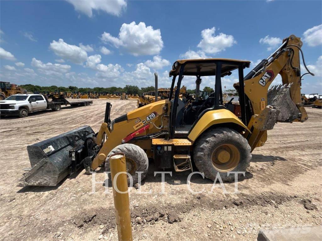 CAT 420 IT4SX 反铲装载机