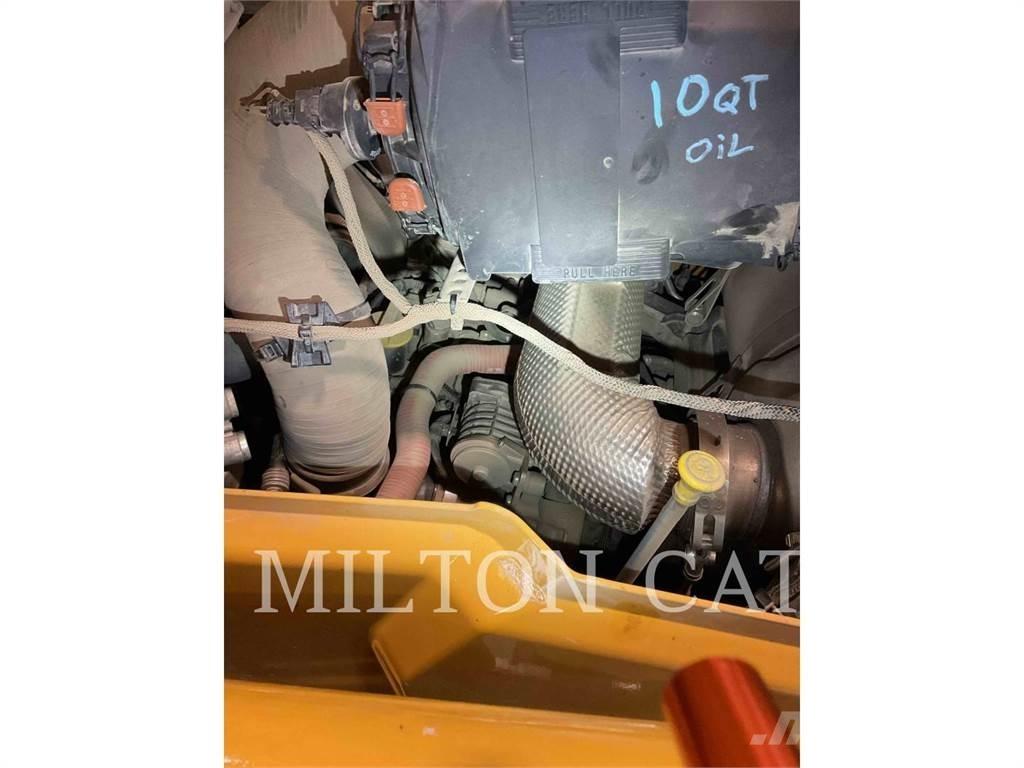 CAT 420 XE 反铲装载机