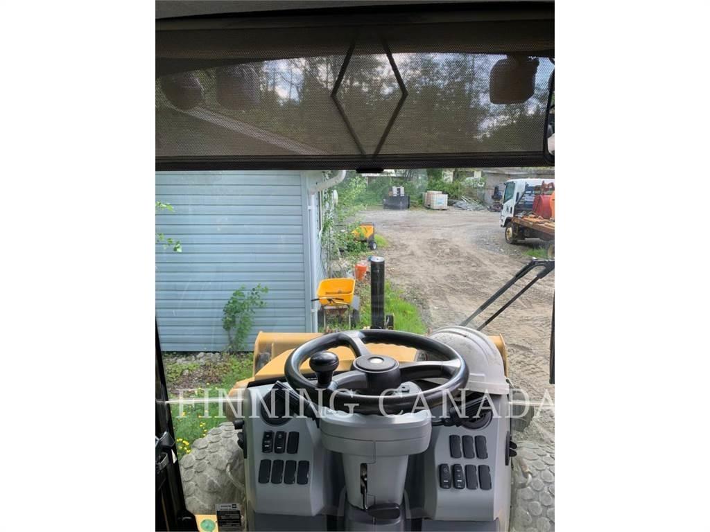 CAT 420F2 反铲装载机