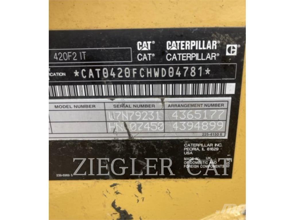 CAT 420F2 反铲装载机
