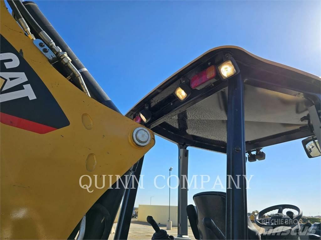 CAT 420F2 反铲装载机