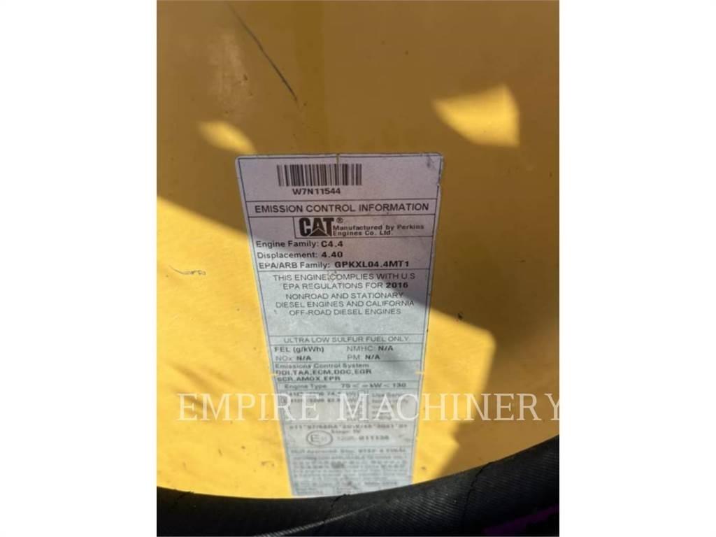 CAT 420F2 4EO 反铲装载机