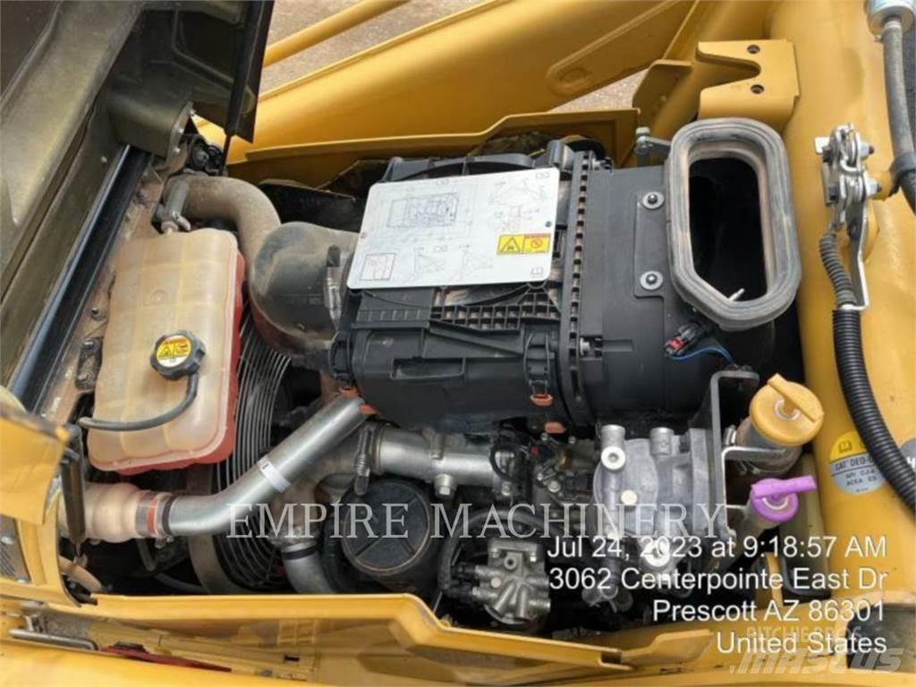CAT 420F2 4EOP 反铲装载机