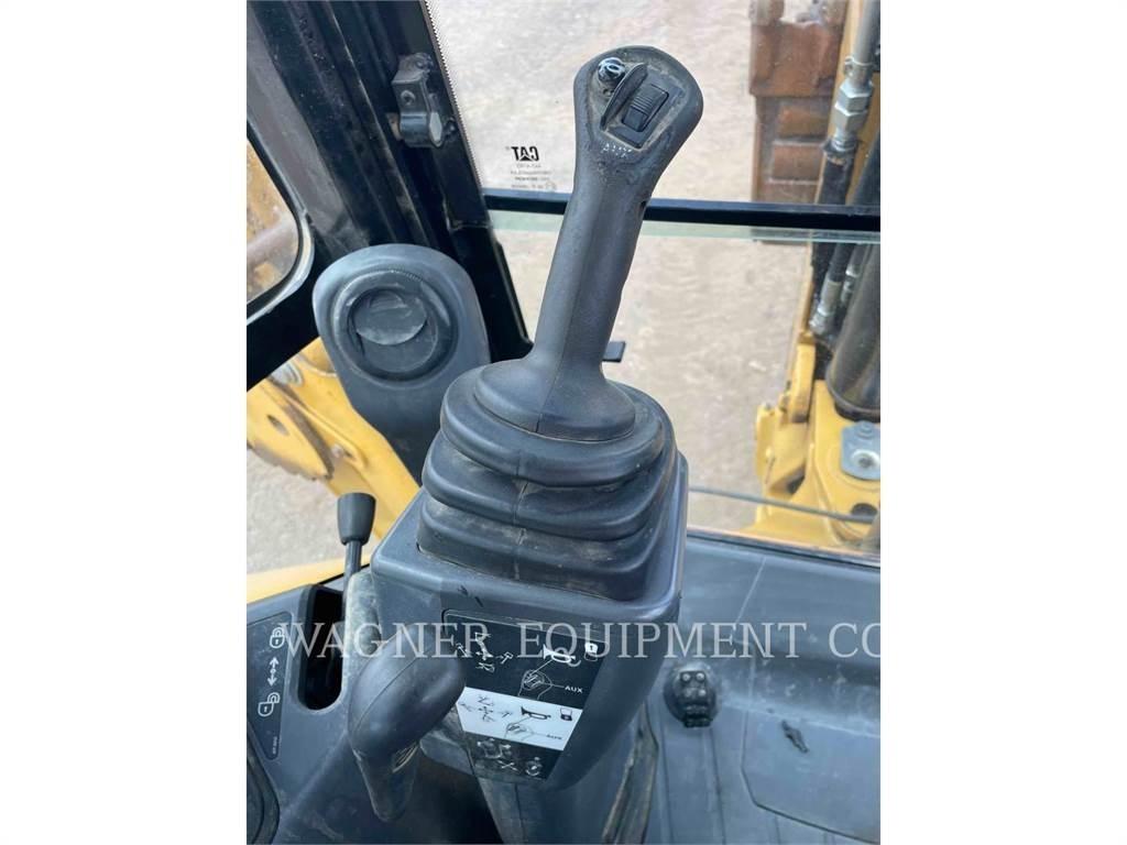 CAT 420F2 4WDE 反铲装载机