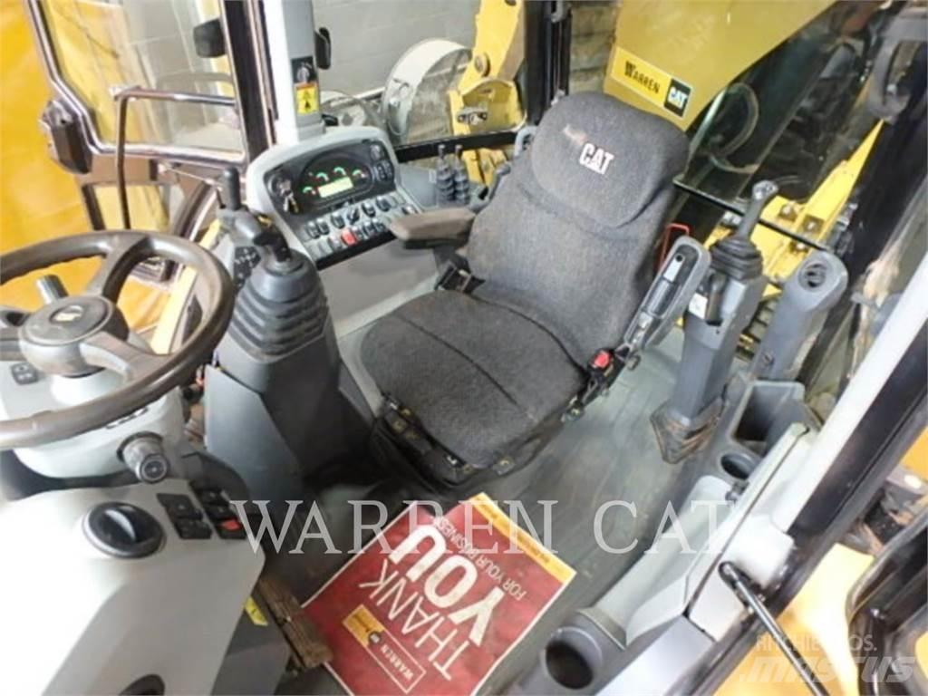 CAT 420F2 AE4T 反铲装载机