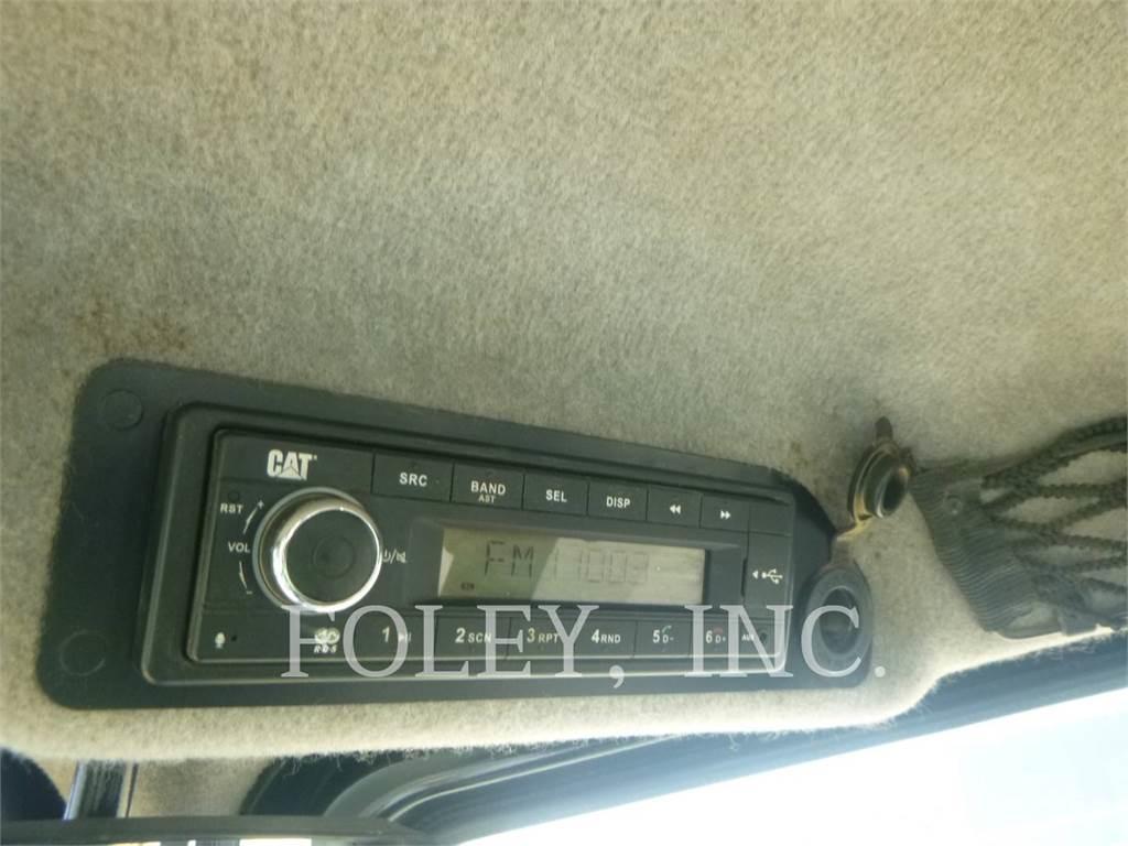 CAT 420F2IT 反铲装载机
