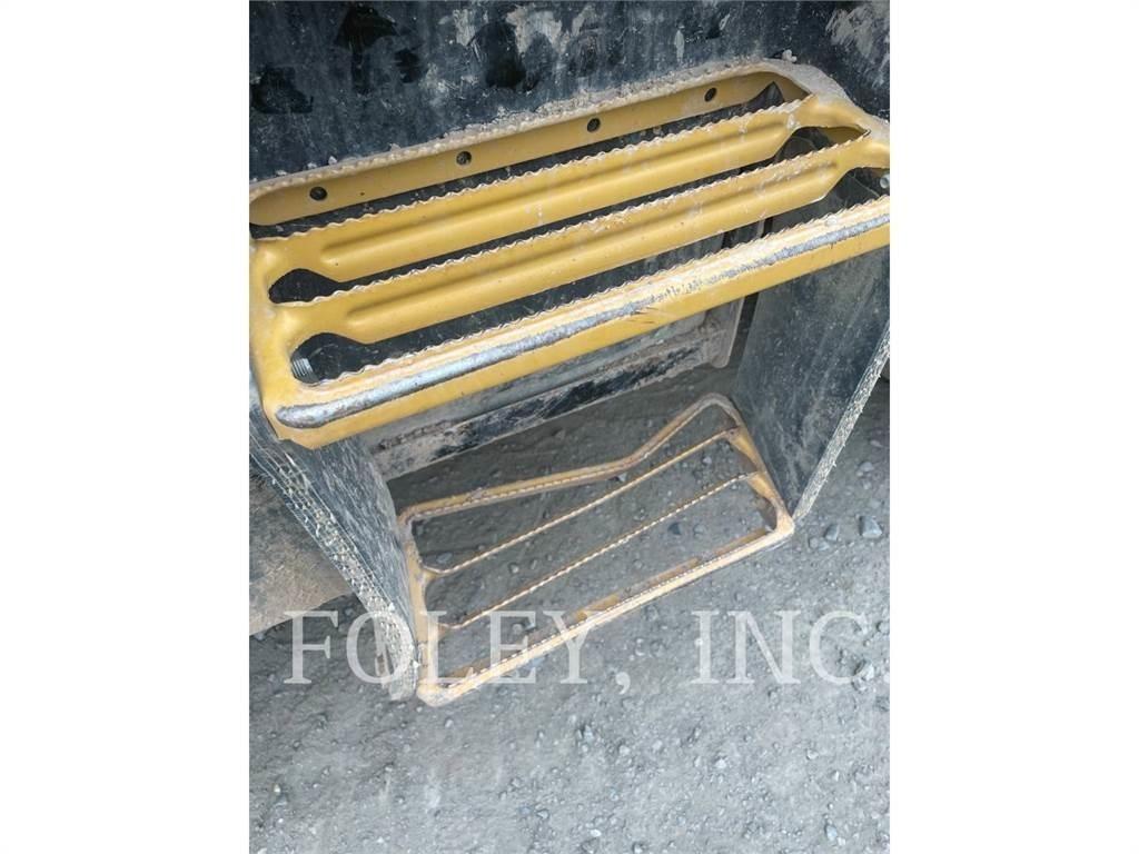 CAT 420F2IT 反铲装载机