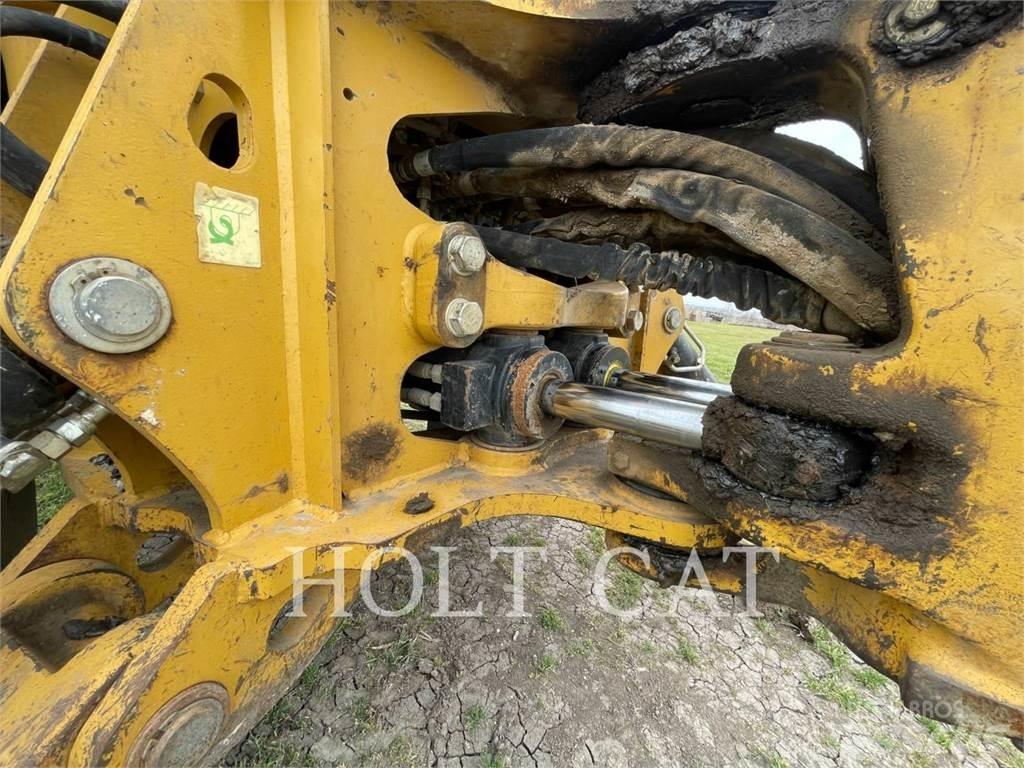 CAT 420FST 反铲装载机