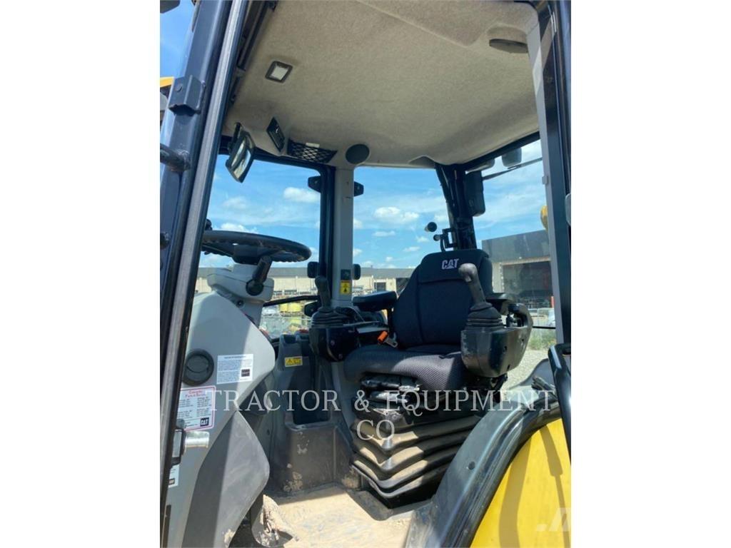 CAT 420XE 反铲装载机
