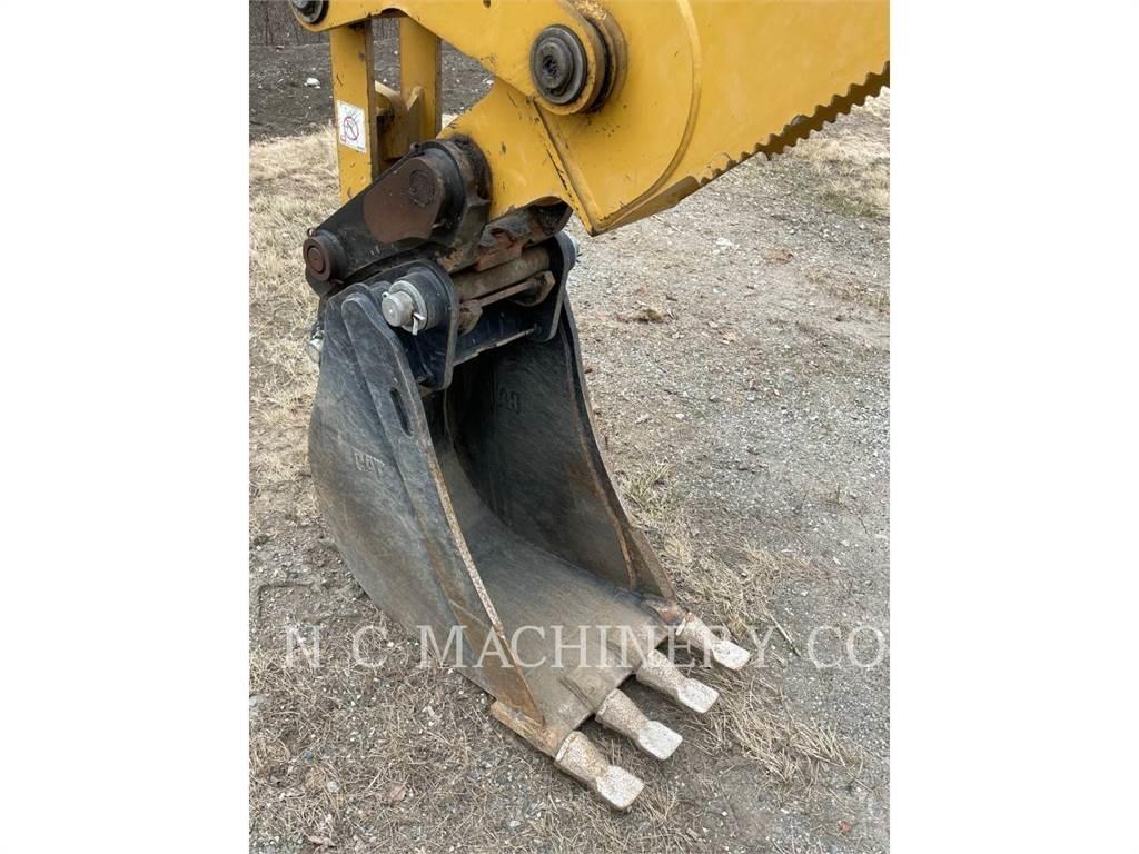 CAT 420XE 反铲装载机