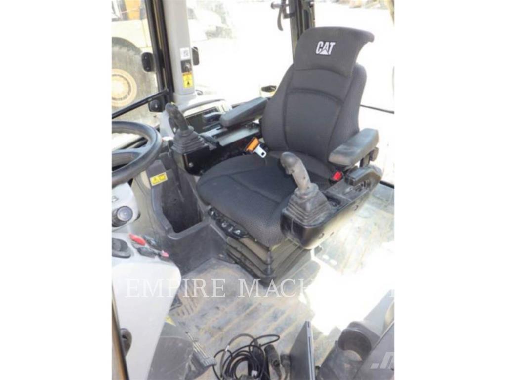 CAT 420XE4ECIP 反铲装载机