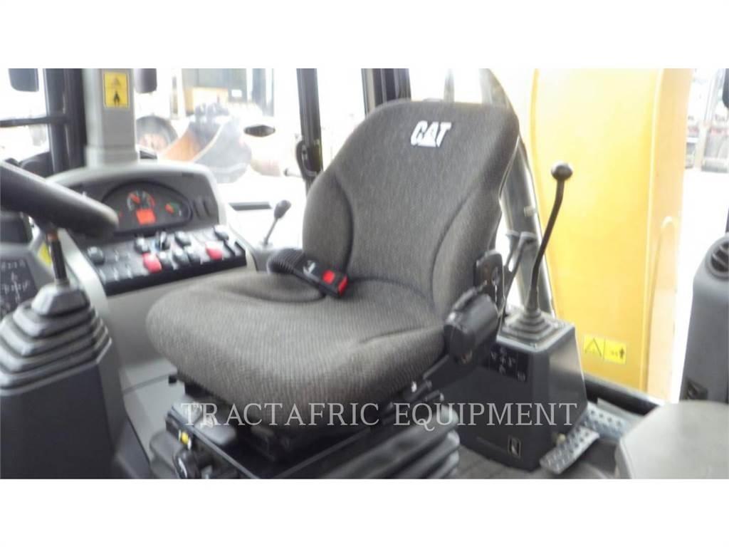CAT 426F2LRC 反铲装载机