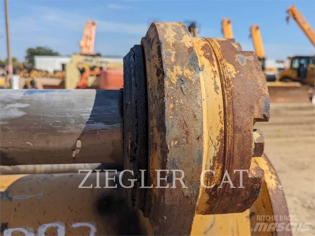 CAT 42DB 挖斗