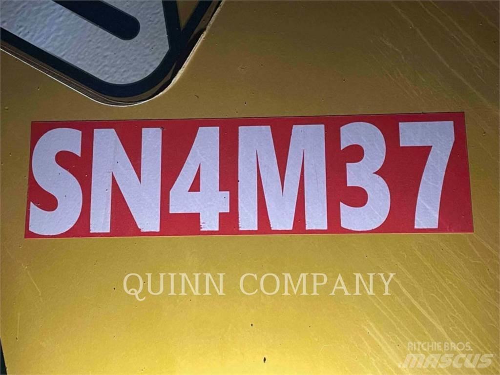 CAT 430 反铲装载机