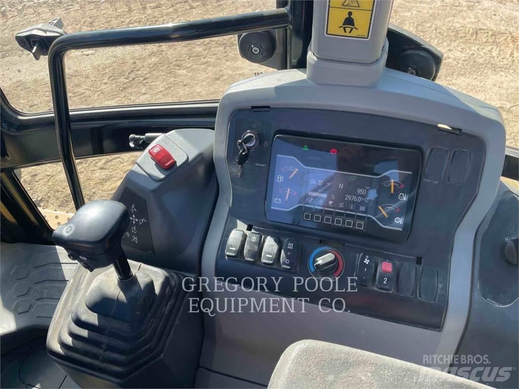 CAT 43007 反铲装载机