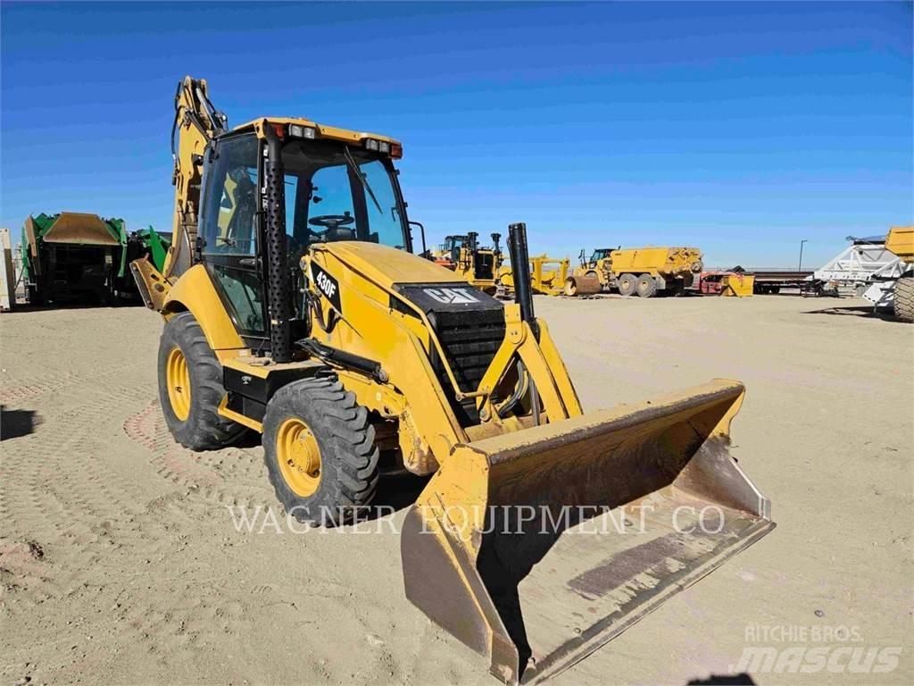 CAT 430F 4WD 反铲装载机