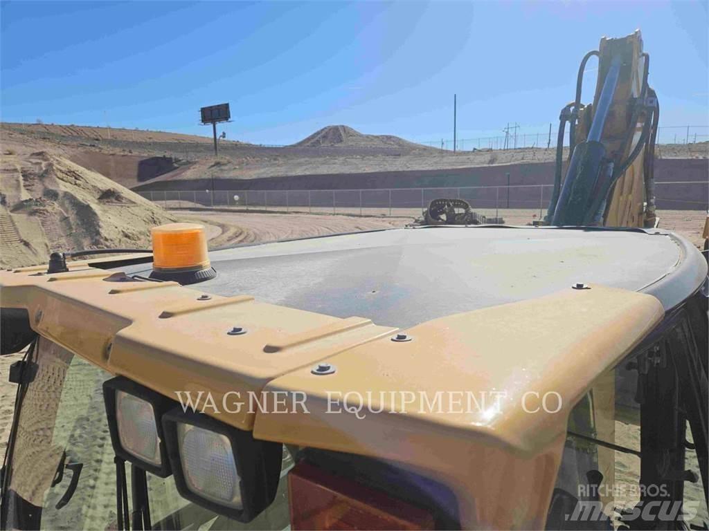CAT 430F 4WD 反铲装载机