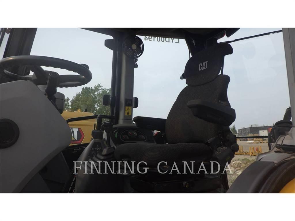 CAT 430F2 反铲装载机