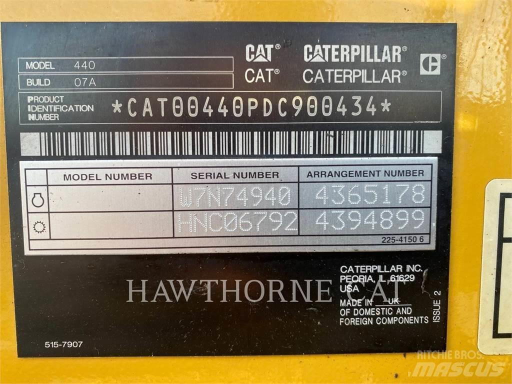 CAT 440 反铲装载机