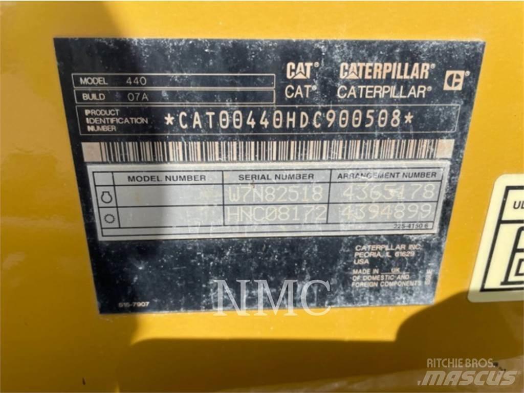 CAT 440 反铲装载机