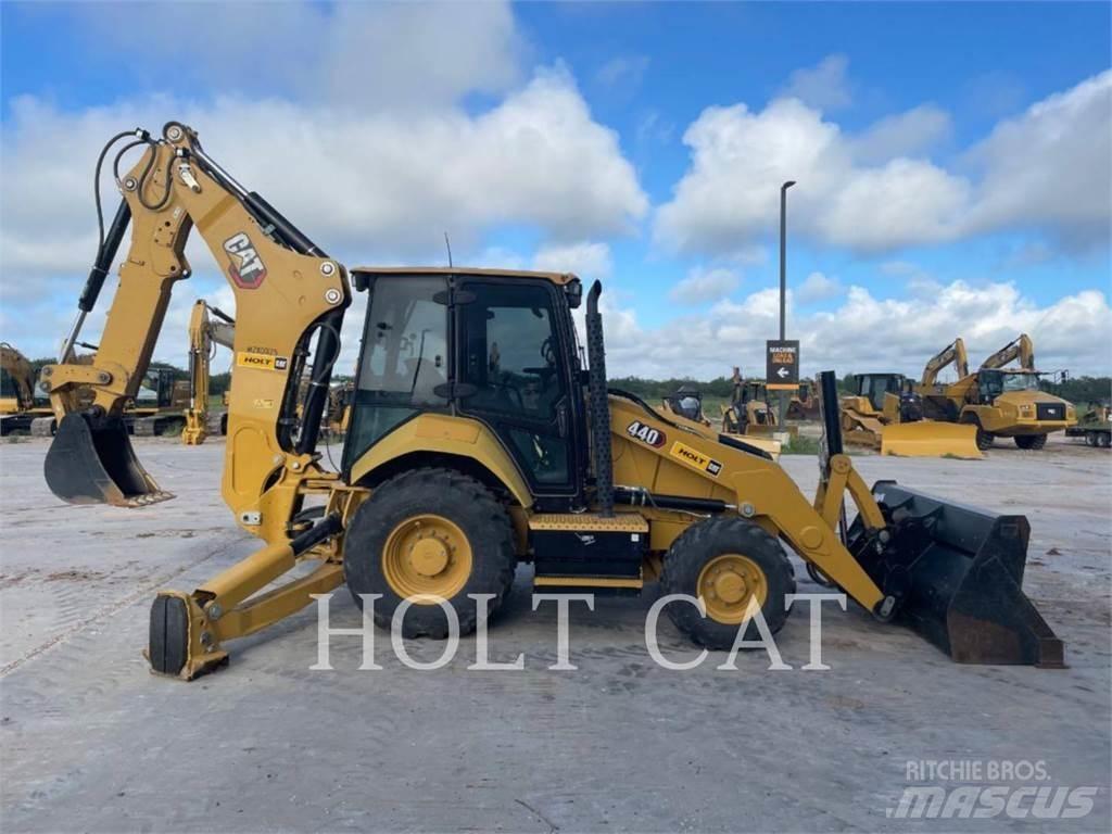 CAT 440 C4E 反铲装载机