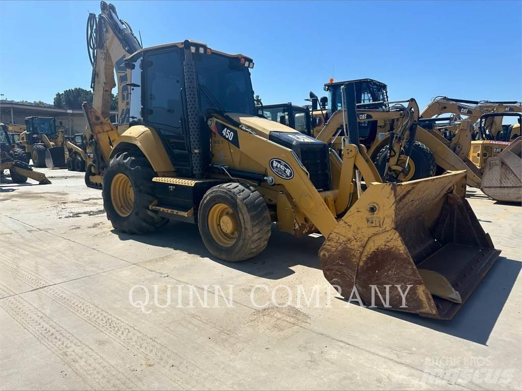 CAT 450 反铲装载机
