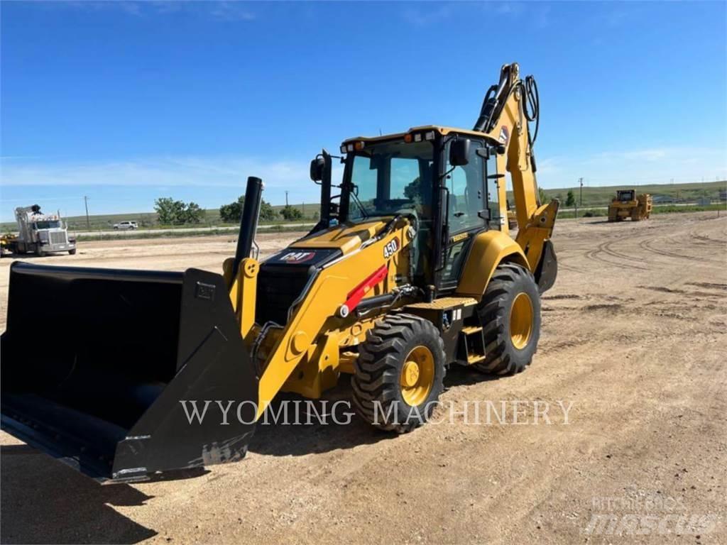 CAT 450 反铲装载机