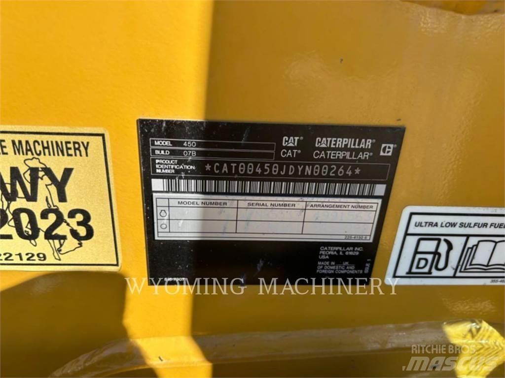 CAT 450 反铲装载机