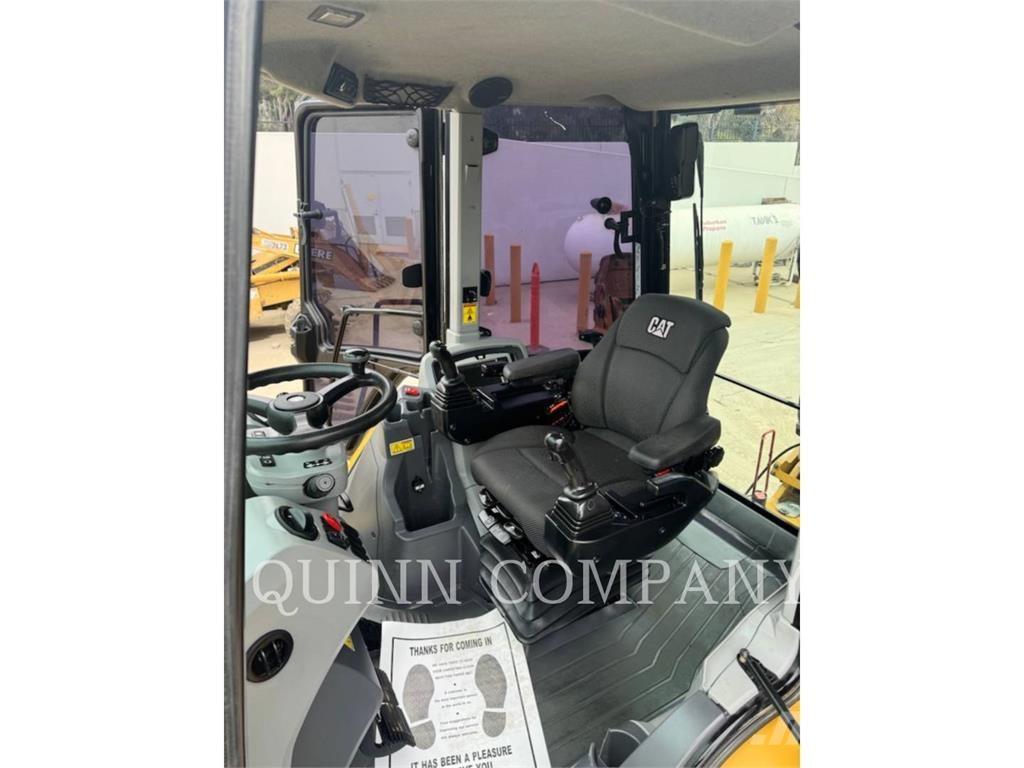 CAT 450-07 反铲装载机
