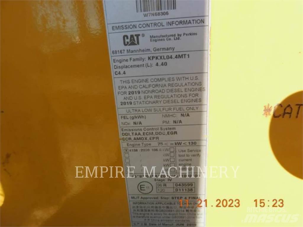 CAT 450-074EOP 反铲装载机