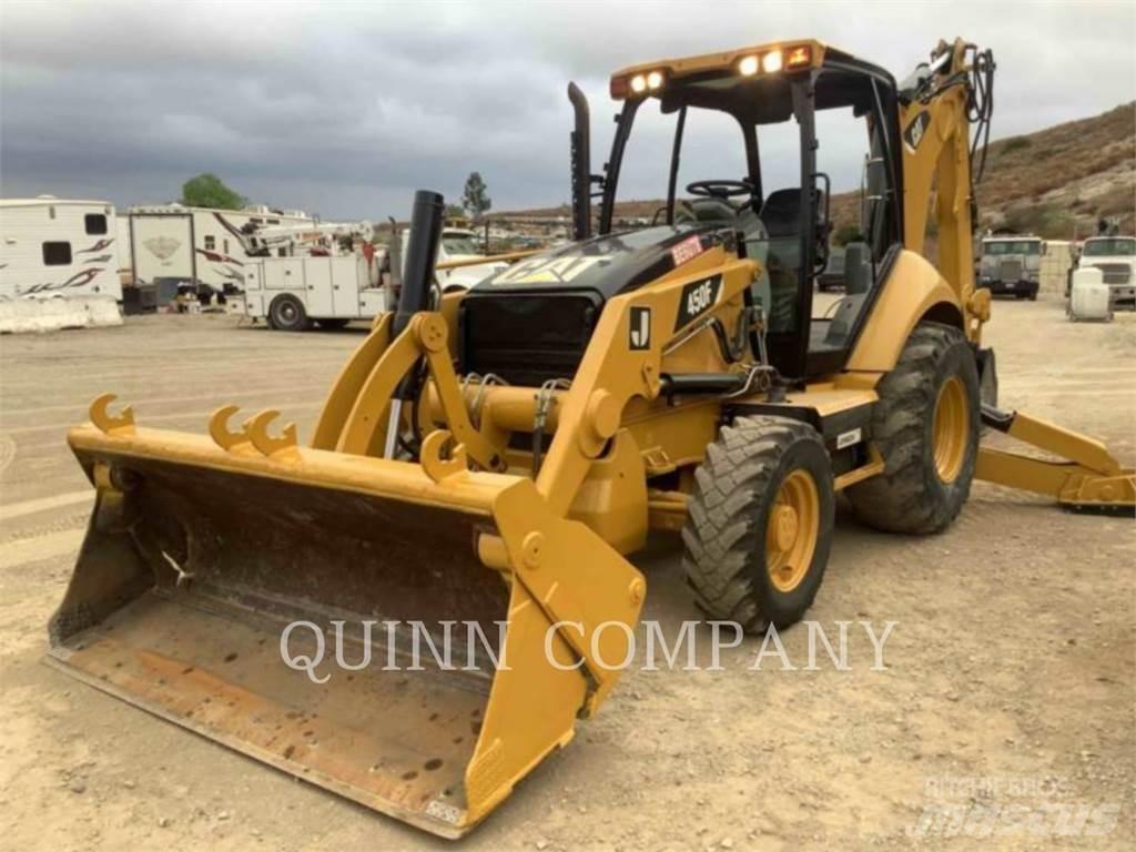 CAT 450F 反铲装载机