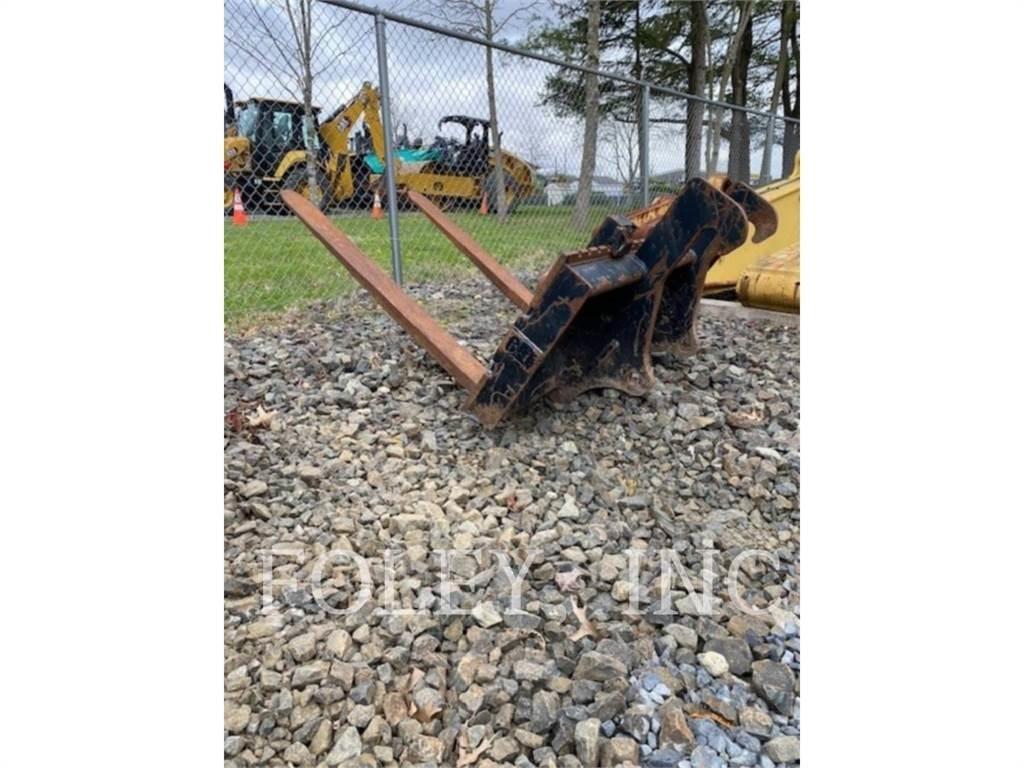 CAT 48 PALLET FORKS 叉子
