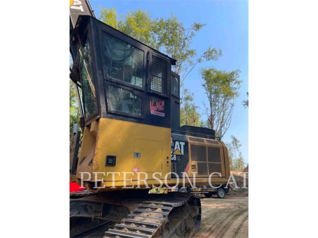 CAT 568 林业拖拉机