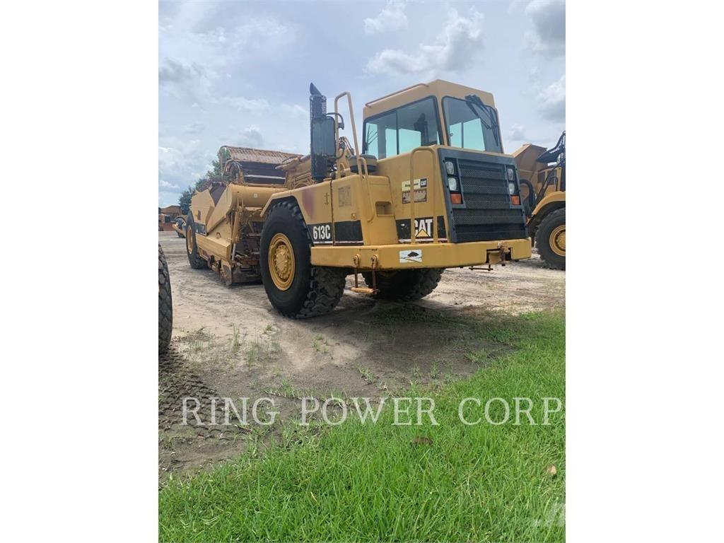 CAT 613C 铲运机