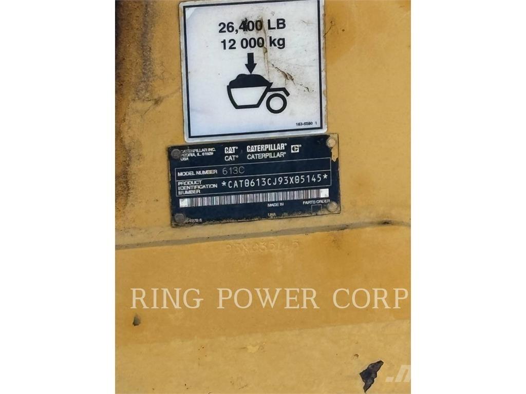 CAT 613C 铲运机