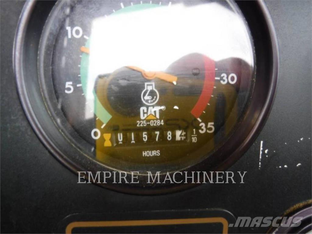 CAT 613C 铲运机