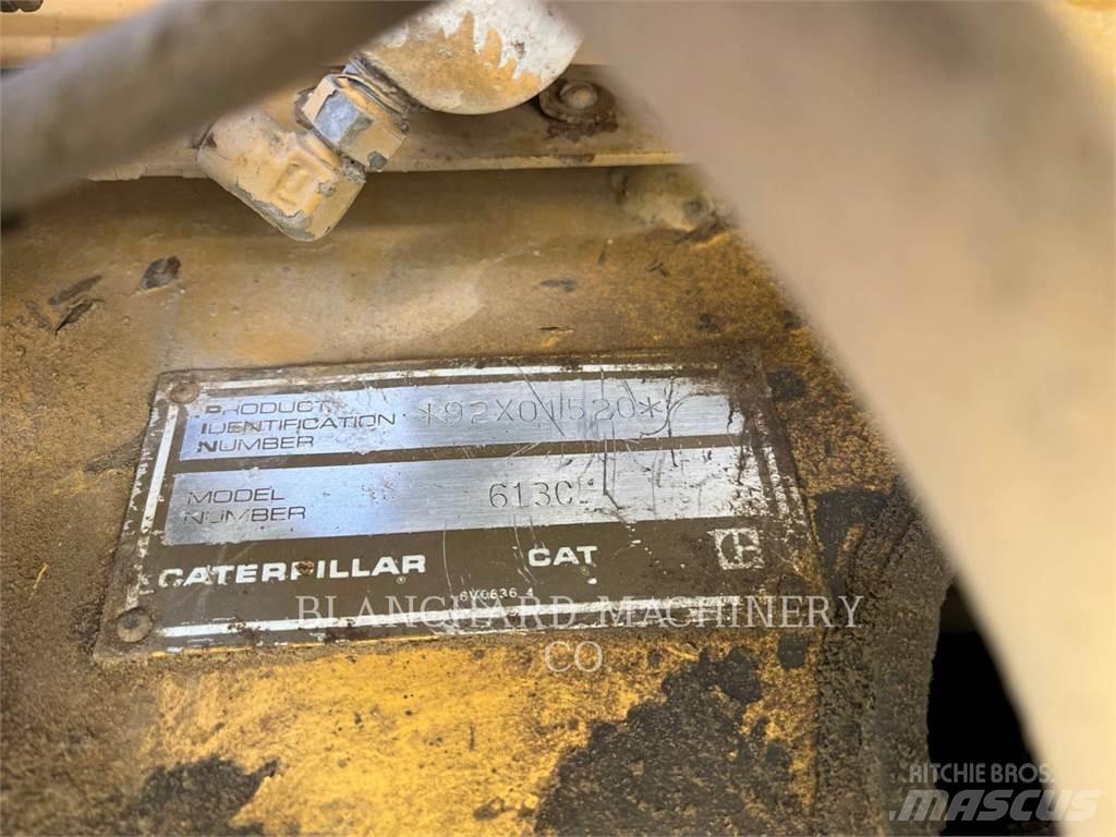 CAT 613C 铲运机