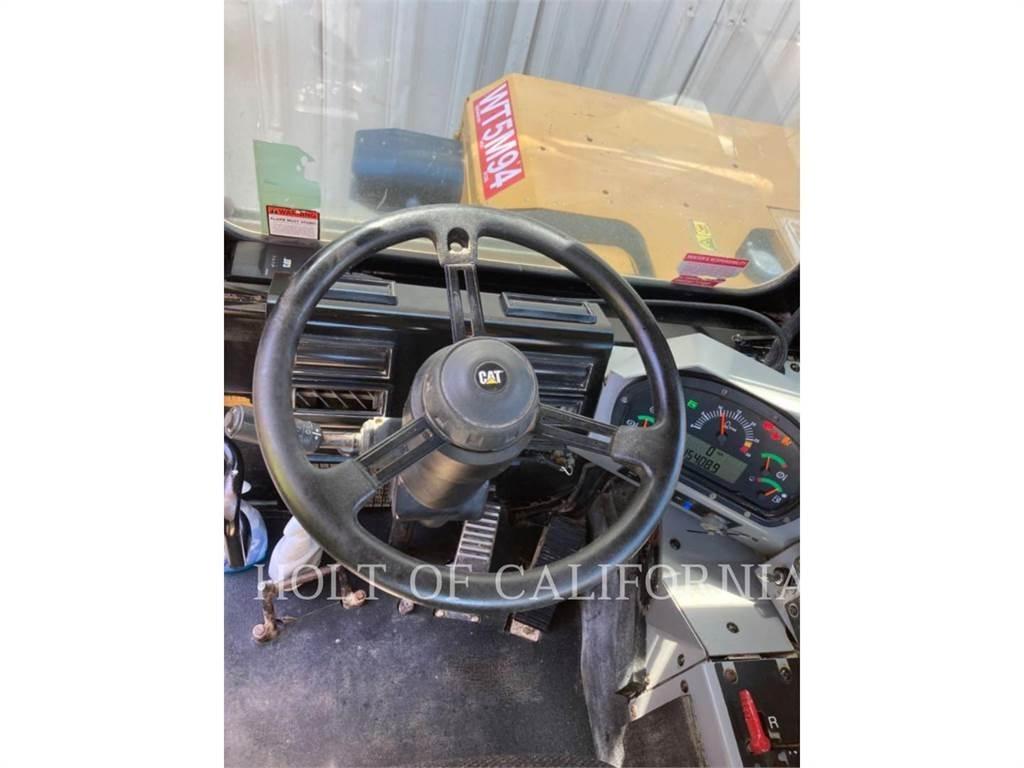 CAT 613G WT 油罐车