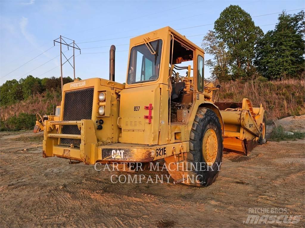 CAT 621E 铲运机