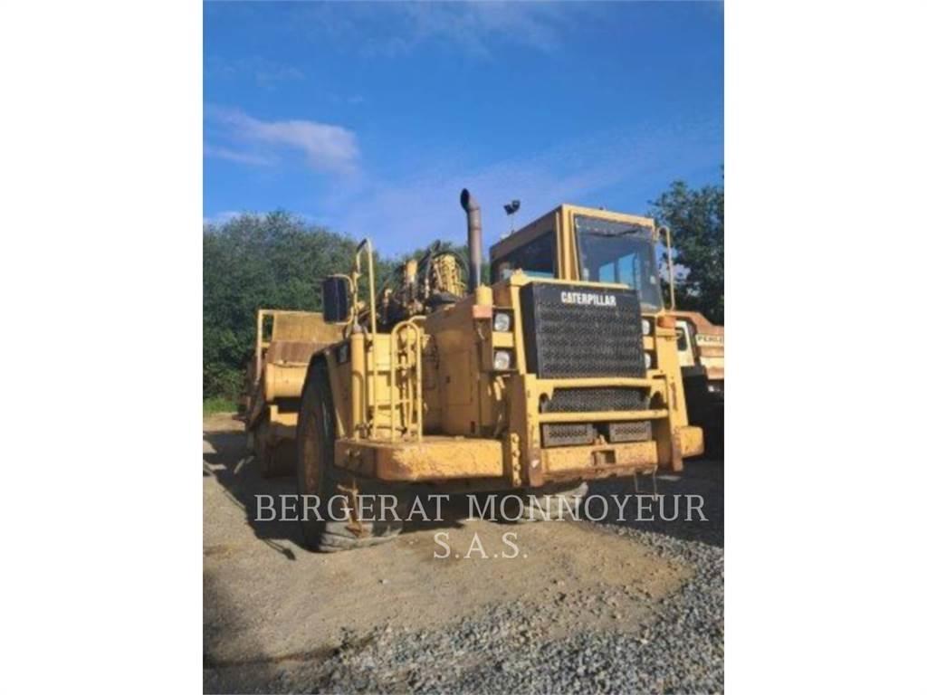 CAT 621F 铲运机
