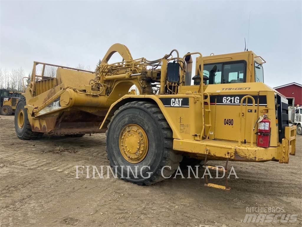 CAT 621G 铲运机