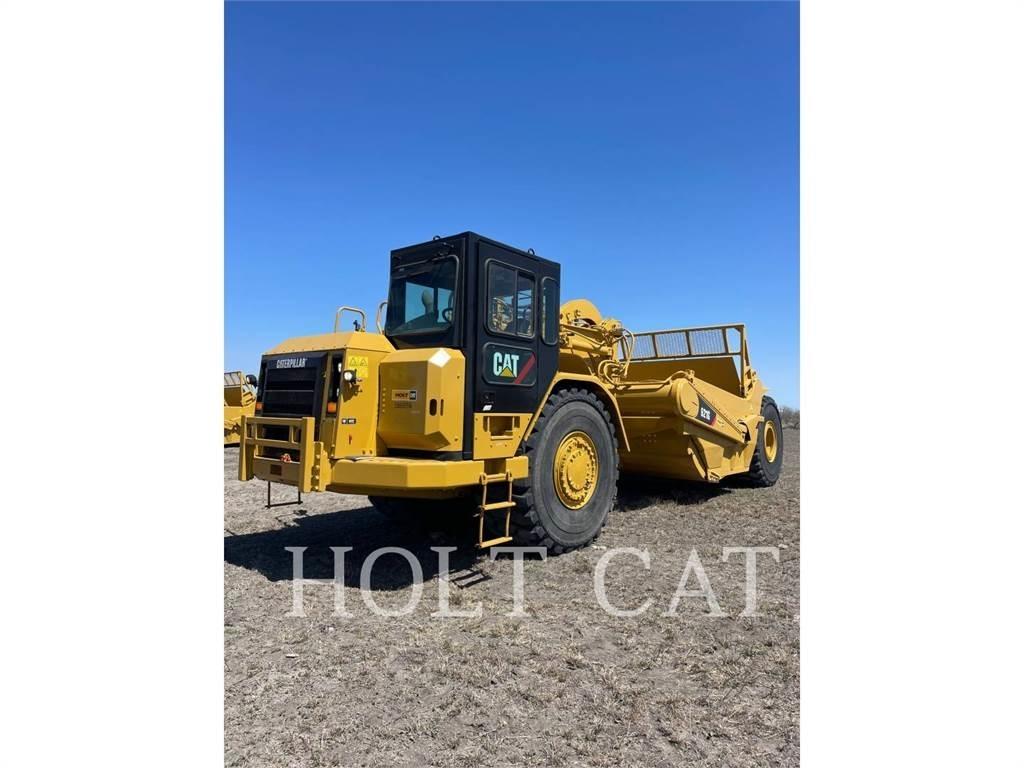 CAT 621G 铲运机